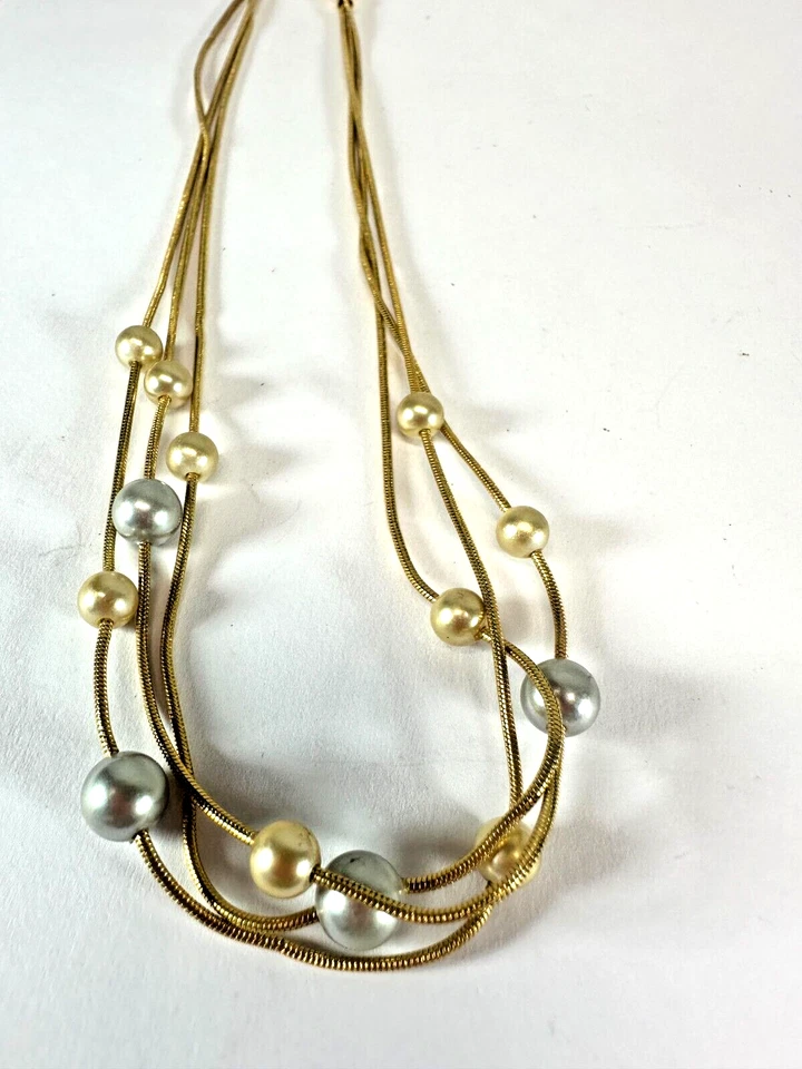 Collar Misaki Monaco Perla Multistrand Gris Champán Color Estación Flotante Foto 1 de 4