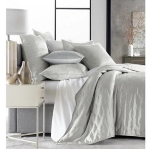 Hotel Collection Tessellate King Quilt Coverlet Light Gray. Brand New! - Picture 1 of 4