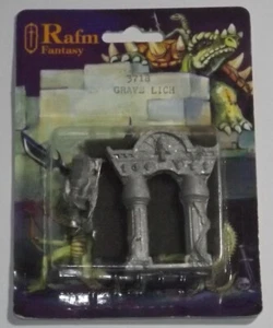 RAFM MINIATURES DEMONS OF DARKNESS 3718 GRAVE LICH WITH PILLARS SCENERY - Picture 1 of 1