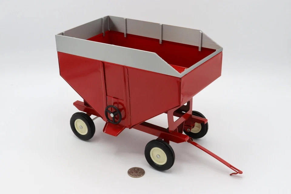 Gravity Wagon Extension with Cutout for Corn Picker - Ertl - For Gravity Wagons - Image 1 of 4