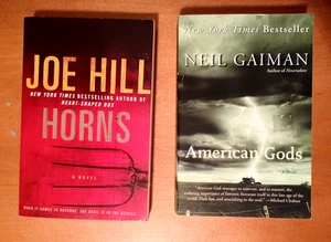 2 Neil Gaiman novels-Horns & American Gods-trade sized paperbacks-free shipping - Picture 1 of 1