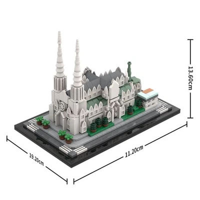 MOC-212962 1/800 Scale St. Patrick’s Cathedral 580 Pieces Good Quality  - Image 1 of 4