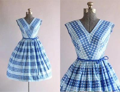 Vestido Vintage Años 50 California Cottons Azul Rosa Estampado con Corbata en la Cintura S Foto 1 de 4