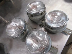 BMW E21 320i 323i  Headlight Bucket Assy's / Used Good L/R - Bild 1 von 2