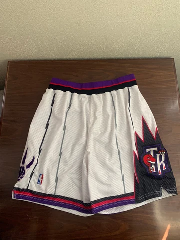 1998-1999 Toronto Raptors Basketball Team Issued Game Shorts Nike Size 44+3 Cover