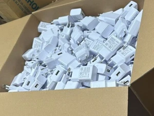 Samsung 15W EU USB Reiseadapter EP-TA200 (weiß) Schnellladen - Bundle - Bild 1 von 3