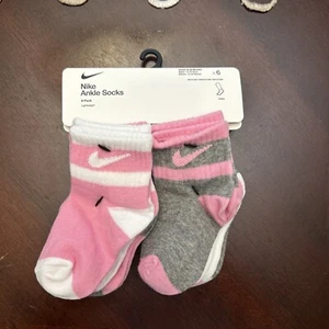 New Infant Baby NIKE Lightweight Ankle Socks 12-24 Months 6 Pair - Picture 1 of 3