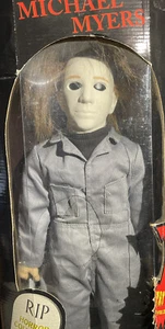 1998 Michael Myers 18" Talking Doll RIP Horror Series 🎃Spencer Gifts #83/30K🎃 - Picture 1 of 12