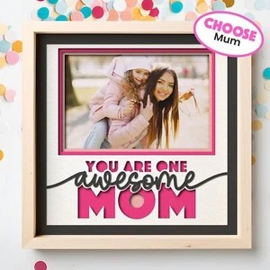 Awesome Mom / Mum - 9 x 9 Inch photo Frame - 1, 2, 3 or 6 photos / Multi Colour - Imagen 1 de 7