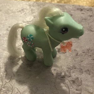 VTG My Little Pony Minty I G3 Green Glitter Celebration Donkey Pose Hasbro 2002 - Picture 1 of 7