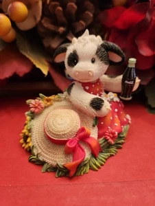 Mary's Moo Moos I Cudn't Be Happier Coca-Cola Cow Figurine Enesco Vintage 826979 - Picture 1 of 11