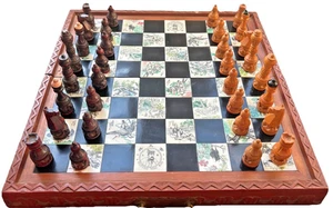 Vintage L.S. Markenzeichen Chinesisches Schachspiel klappbar Brettspiel Etui asiatisch handgeschnitzt - Bild 1 von 14