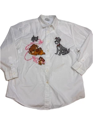 Camisa para mujer Disney Store Lady and the Tramp blanca bordada con botones mediana Foto 1 de 4
