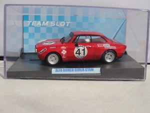 TEAM SLOT ALFA ROMEO GIULIA GTAM RED #41 SLOT NEW OLD STOCK BOXED - Picture 1 of 7