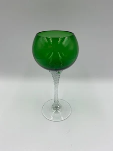 Rare Vintage Hand Blown Emerald Green Wine Glass w/ Clear Twirled Stem - Picture 1 of 3
