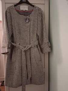 Ladies' Edina Ronay Check Coat - Size UK 14 - Picture 1 of 6