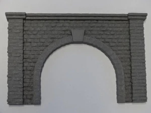 Doppeltunnelportal Spur N, TT und 00 - Bild 1 von 4