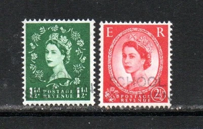 QEII Wildings 1½d & 2½d UM/MNH With Light 'School Specimen' Overprint As Scanned - Image 1 of 2