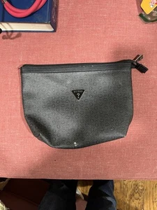 NEW Guess Makeup Bag Set - Picture 1 of 3