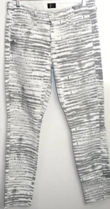 MOTHER LOOKER ANKLE FRAY "Girl With The Cat Tatoo" Gray/Off White Jeans Size 26 - Picture 1 of 9