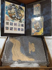 Yu-Gi-Oh! 25th Anniversary Commemorative Stamp with Ukiyo-e Blue-Eyes White Drag - Picture 1 of 4