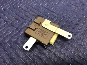 86-92 Supra DOOR CONTROL MODULE Driver LH 7MGTE Turbo N/A FREE SHIPPING OEM 87 - Picture 1 of 3