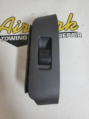 Interruptor de ventana trasera derecha Honda Fit 2007  Foto 1 de 4