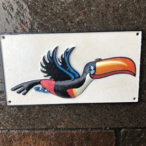 Guinness Flying Toucan Cast Iron Sign - Picture 1 of 3