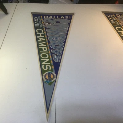ВИНТАЖНЫЙ ФУТБОЛЬНЫЙ ВЫМПЕЛ DALLAS COWBOYS SUPER BOWL XXVIII NFL 2 задних чемпиона - Изображение 1 из 4