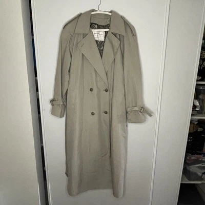 Towne London Fog Khaki Trench Coat Women’s Size 14 R - Image 1 of 4
