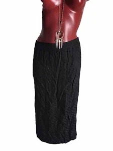 PAPELL PETITES SILK SKIRT LIGHTWEIGHT THIN - SIZE 12 - BLACK W/ BLACK DESIGN - Picture 1 of 11