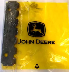 John Deere HXE111121 Feed Accelerator Plate - Picture 1 of 3