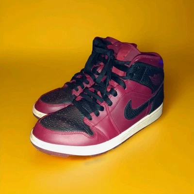 Nike Air Jordan 1 Retro Mid 554724-601 Hombres Zapato Rojo Negro Tenis 9 TokyoThrift Foto 1 de 4