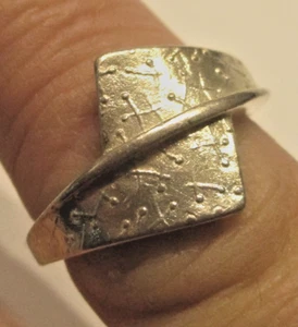 STERLINGSILBER ATEMBERAUBENDER KELTISCHER OLA GORIE SELTENER RING "BRISE" GRÖSSE N - Bild 1 von 2