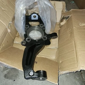 Front Right Steering Knuckle for Ford F-150 2004-08, Lincoln Mark LT 2006-08 - Picture 1 of 4