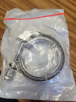 Abrazadera de escape original OEM Arctic Cat - V-BAND 3612-134 Foto 1 de 2