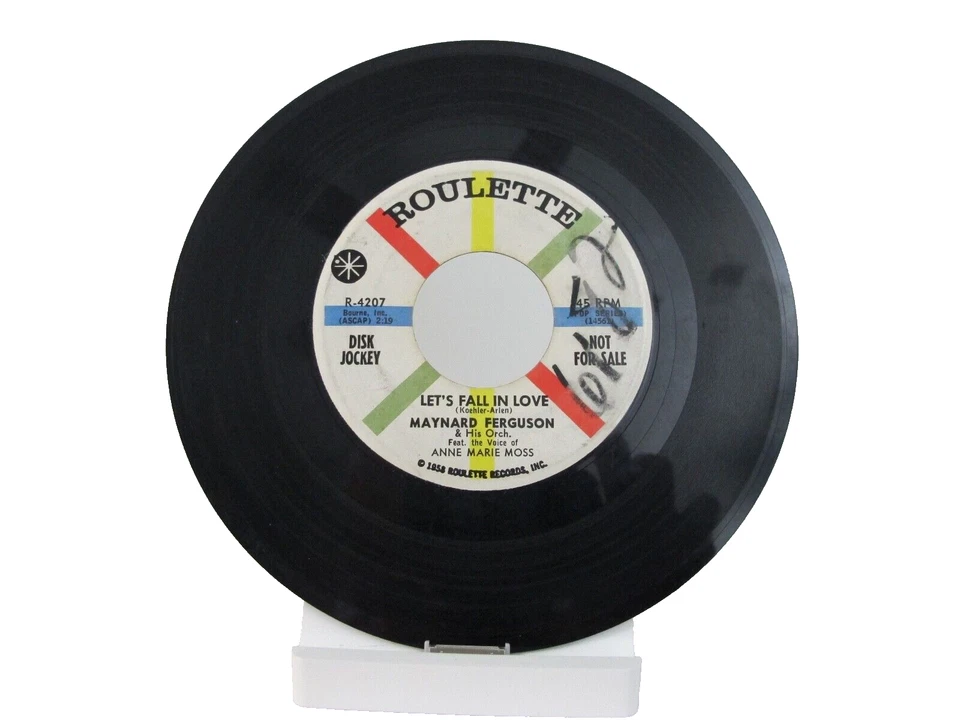 45 RECORD - MAYNARD FERGUSON - LET'S FALL IN LOVE - Image 1 of 1