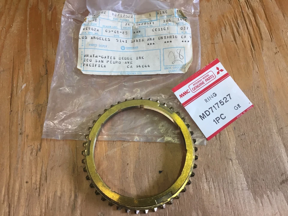 1985 DODGE RAM 50 NOS MITSUBISHI (MOPAR) MANUAL TRANS. 2ND GEAR SYNCRO MD717527 - Image 1 of 2