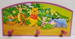 Winnie The Pooh Eeyore Disney Holz Hängegestell Zimmerdekor Neu - Bild 1 von 4