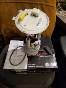 Fuel Pump * 2010 Nissan Rogue * Used - Picture 1 of 3