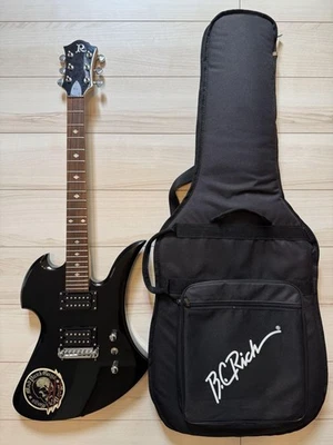 B.C. Guitarra eléctrica Rich Mockingbird negra usada de Japón con estuche blando - Imagen 1 de 4