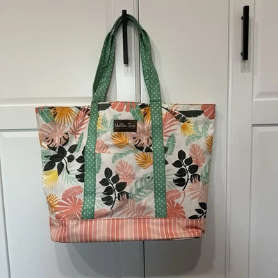 Bolso de Mano Matilda Jane Verde Cazadores de Sueños Golden Island Bolso Playa Tropical Recubierto Foto 1 de 4