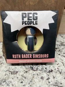 Ruth Bader Ginsburg Holzfigur - Peg People Box beschädigt das Original RBG - Bild 1 von 8