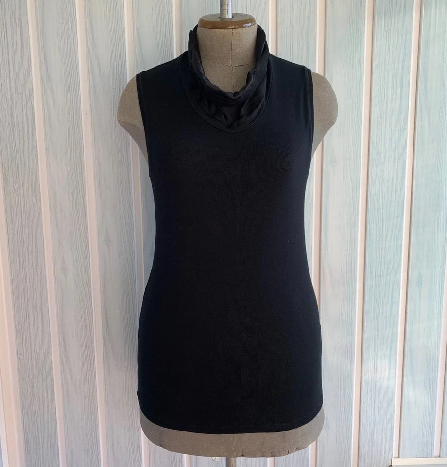 Blusa Rivamonti By Brunello Cucinelli preta de seda e algodão sem mangas altas tamanho M - Imagem 1 de 4