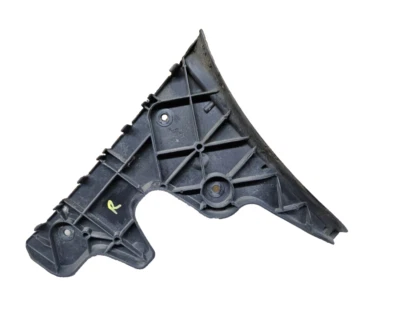 AUDI A6 QUATTRO 2005-2011 - Guía de parachoques trasero derecho / soporte 4F5807454 Foto 1 de 2