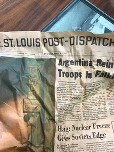 April 6 1982 4-6-82 St Louis Post Dispatch newspaper - Picture 1 of 4