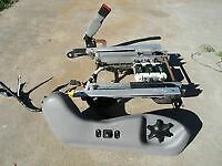 97 98 99 00 01 Mercury Mountaineer сиденье с электроприводом гусеничное ручное поясничное пассажирское под правую руку - Изображение 1 из 4