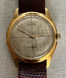 Vintage Avia men's gold plated watch with unusual textured dial - Picture 1 of 20