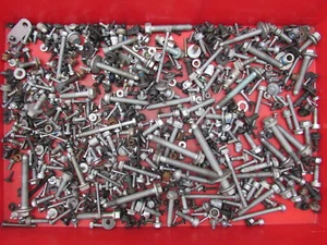 Screws Screw Set Various Nuts Clamp Skoda Fabia Octavia III Origin - Picture 1 of 3