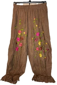 Magnolia Pearl Floral Embroidered Bloomers Pants Brown One Size - Picture 1 of 13